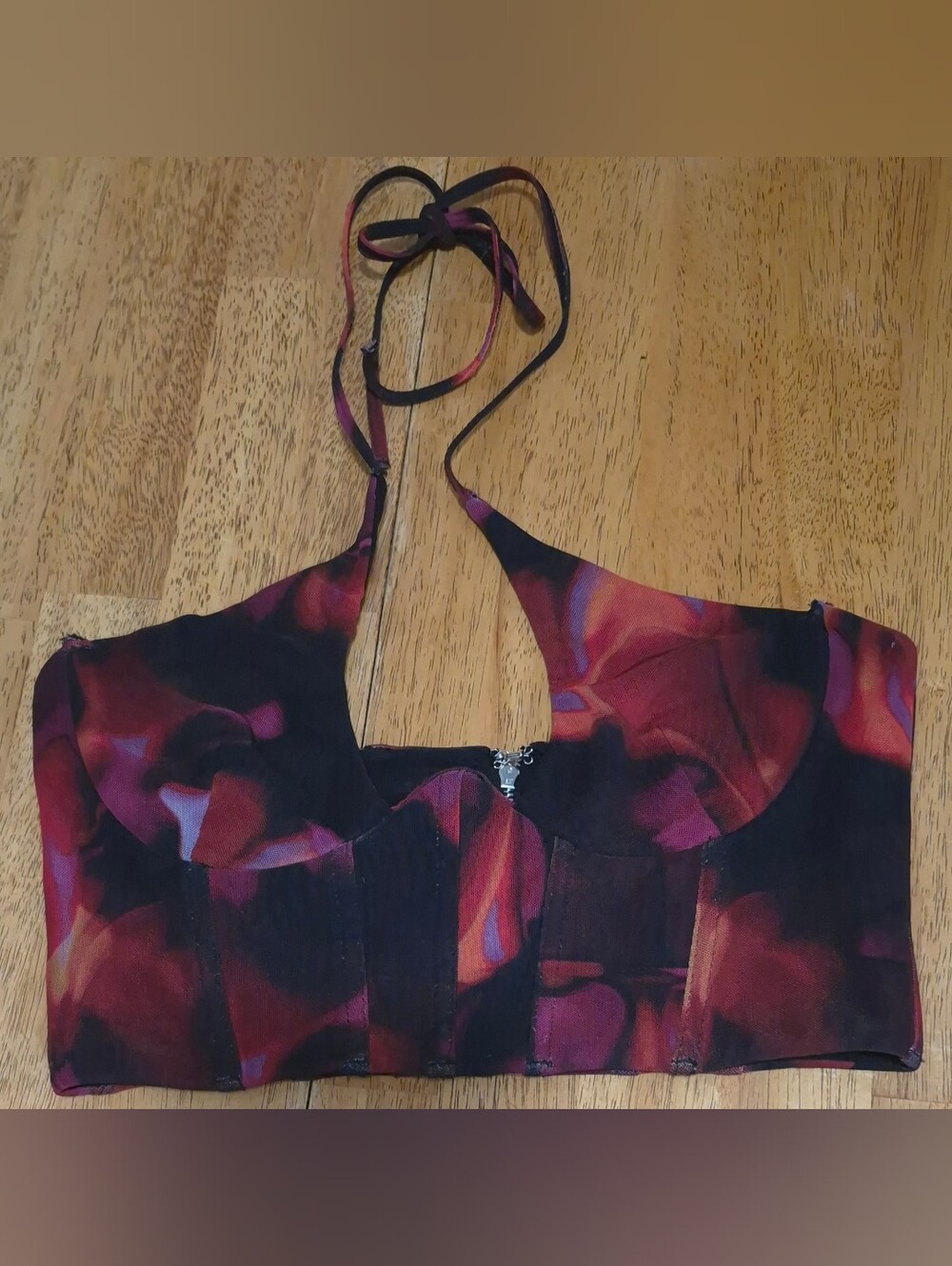 White Fox Floral Corset Halter Crop Top | Size L | Red & Black